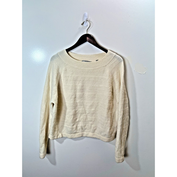 Women’s Wool Sweater Sz L Cream Minimalist Capsule Wardrobe Quiet Luxury Classic - Picture 1 of 9